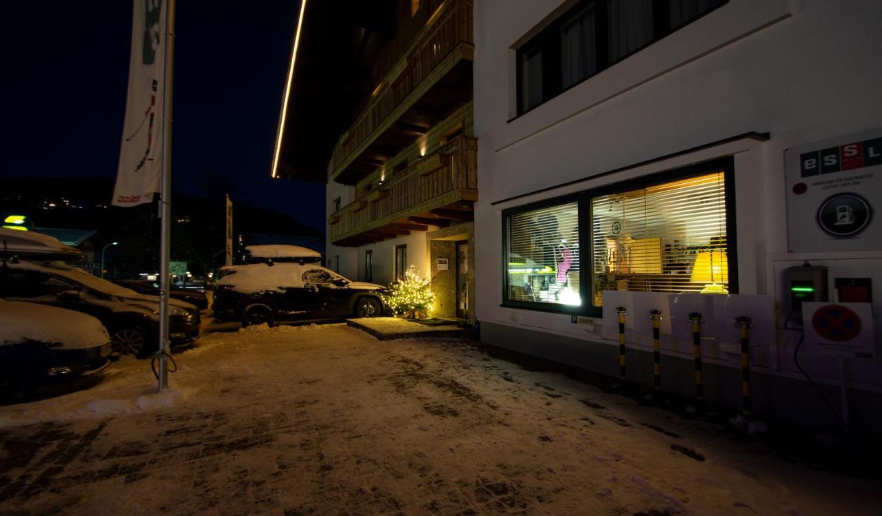 Essl In Filzmoos Hotel Exterior foto
